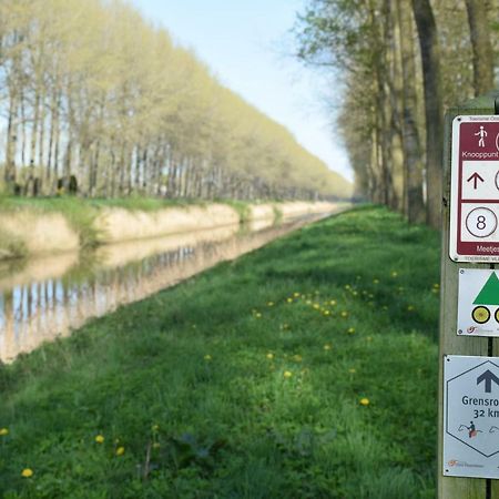 Zente Villa Sint-Laureins Luaran gambar